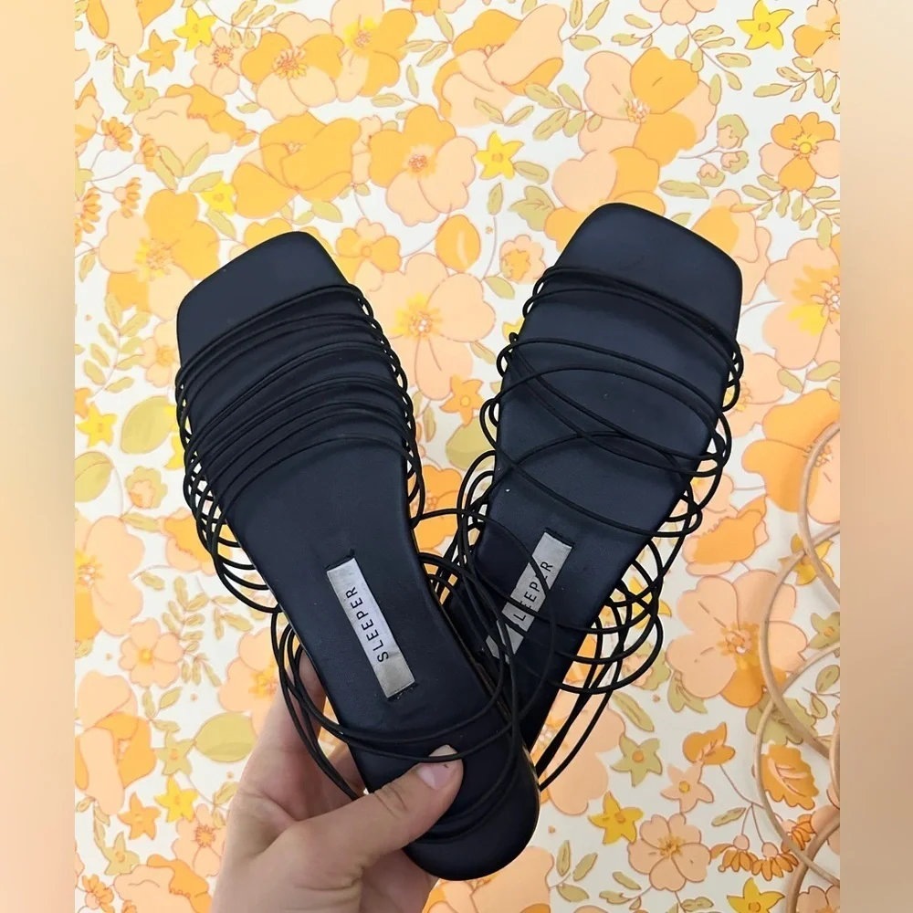 Sleeper Black Elastic Macaroni Strappy Sandals sz 39
